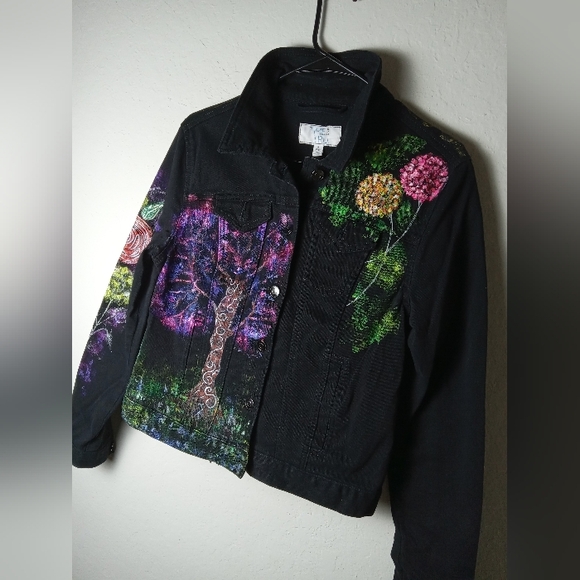 Jacket - Picture 10 of 10